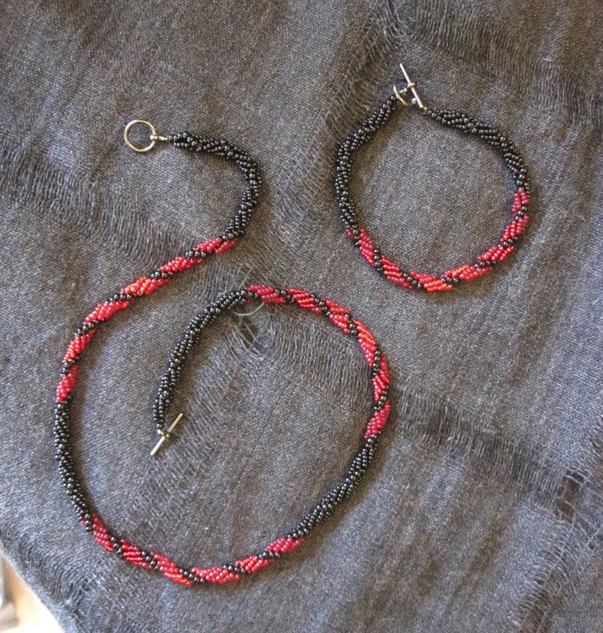 Spiral Stitch Necklace